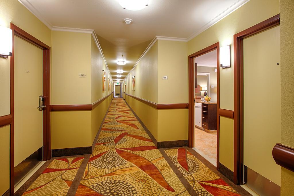 Winners Circle Resort Солана Бич Экстерьер фото